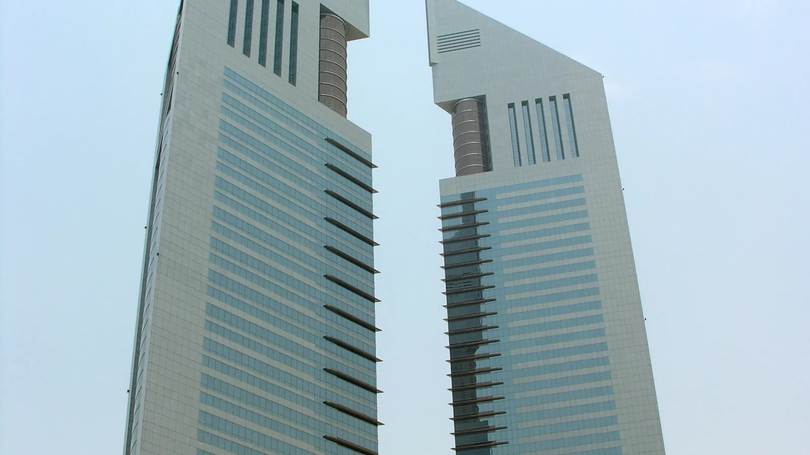 DIFC Company Setup for Foreigners: Ownership, Visas and Residency Explained