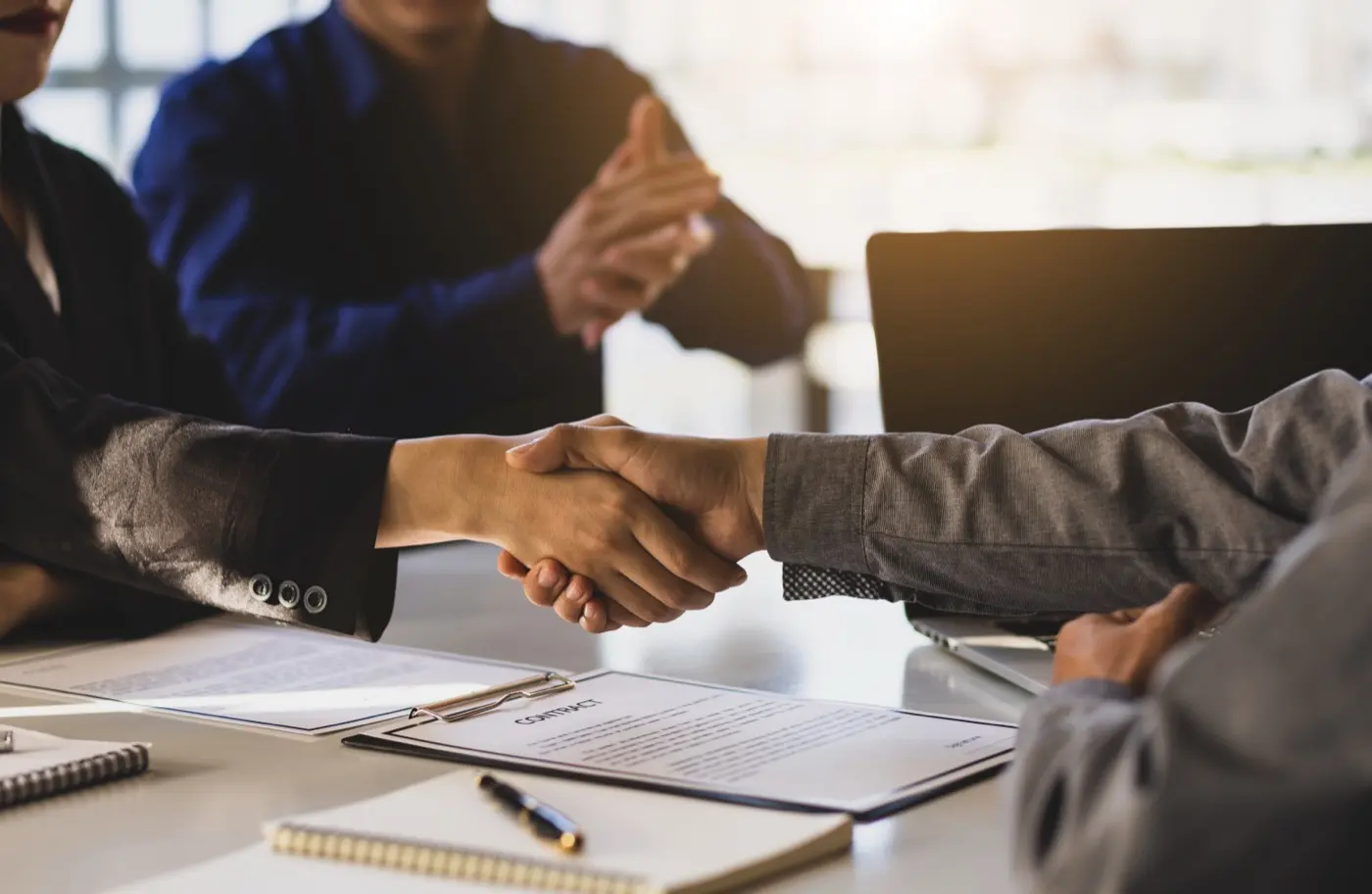 Changing the owners or directors of a DIFC company: what to file and when