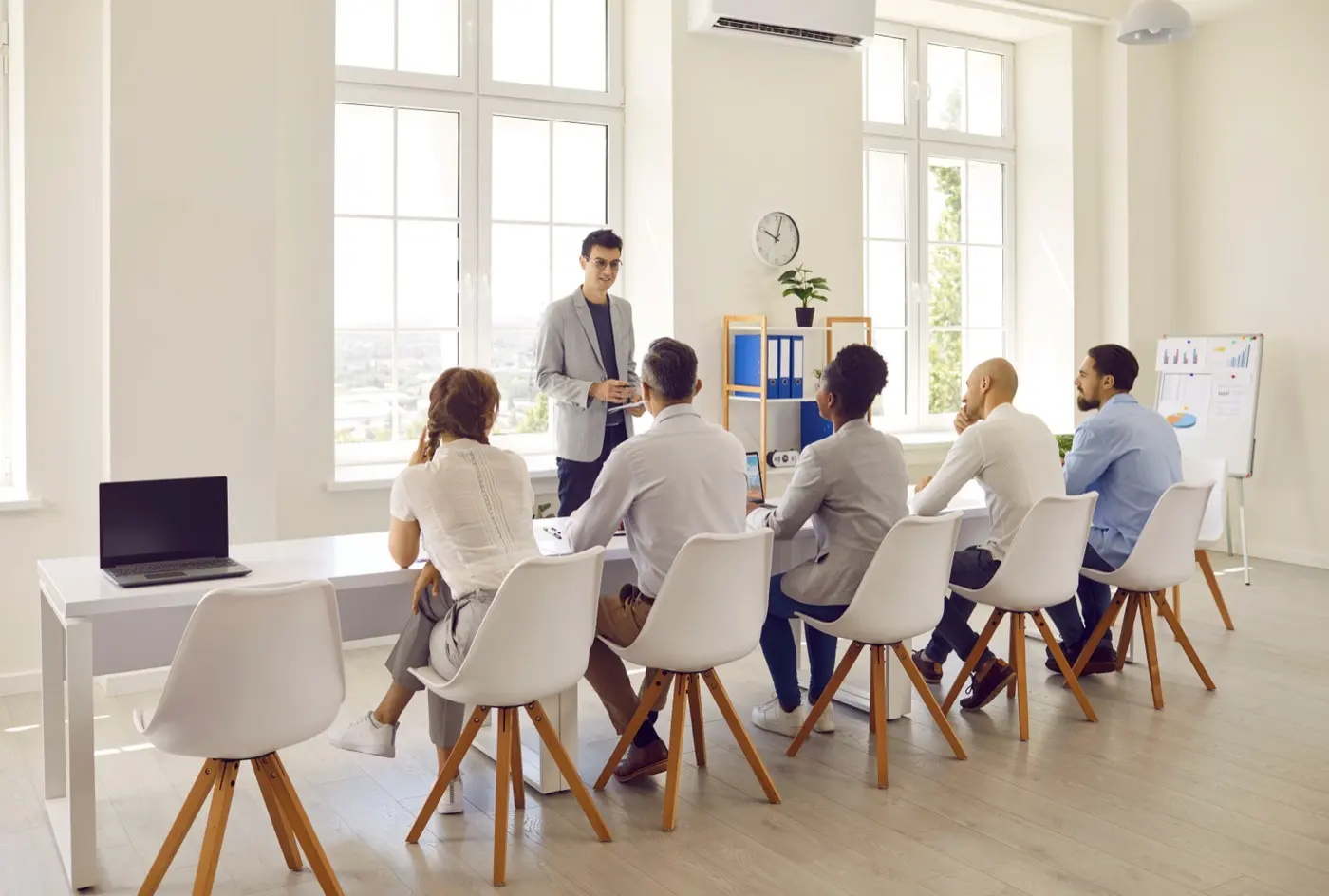 Resident Directors in DIFC and ADGM: When You Need One and What They Cannot Be
